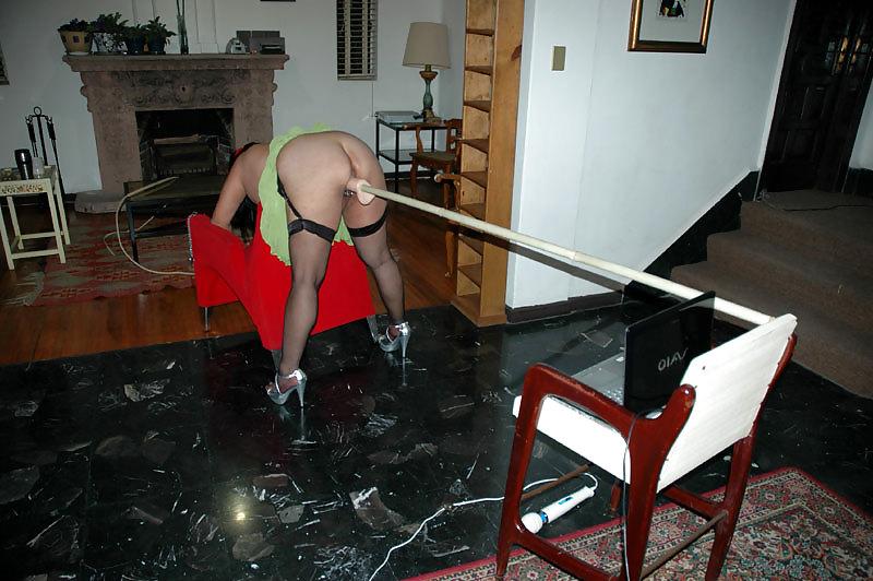 12P The slave putavulgar loves to be stuffed
