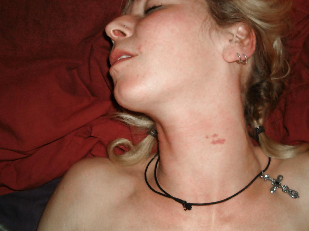 23P The Best of Naked Wife Belinda