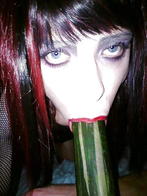 15P Sissy Carolina dildo training