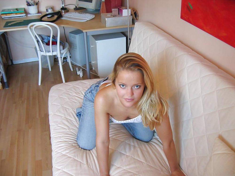25P BEST SWEDISH HORNY GIRL - LINDA