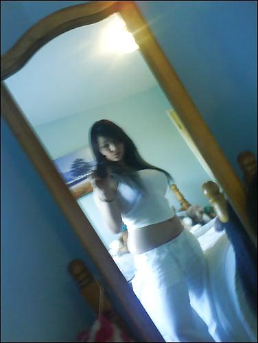 25P Hot Huge Titted Amateur Brunette Gallery