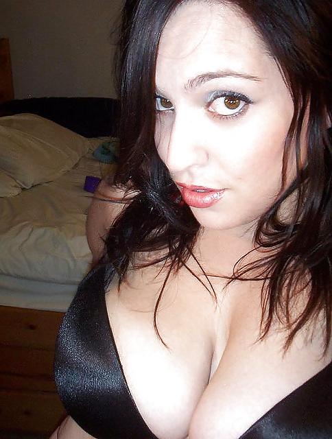 13P Hot Huge Natural Titted Amateur Brunette Gallery