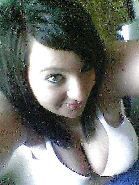 13P Hot Huge Natural Titted Amateur Brunette Gallery