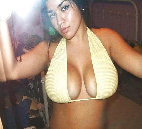7P Get ya tits out for the lads yummy!