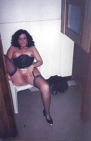 25P Gloryhole, Adult Theater