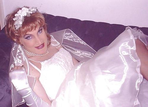 22P Sissy brides