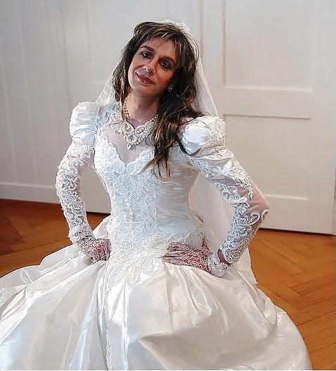 22P Sissy brides