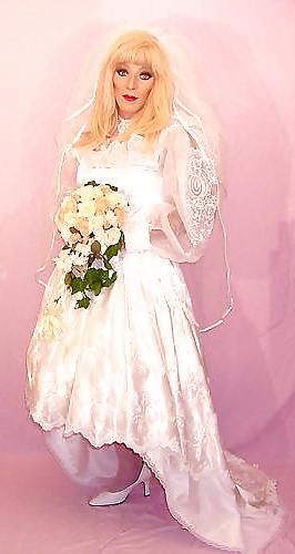 22P Sissy brides