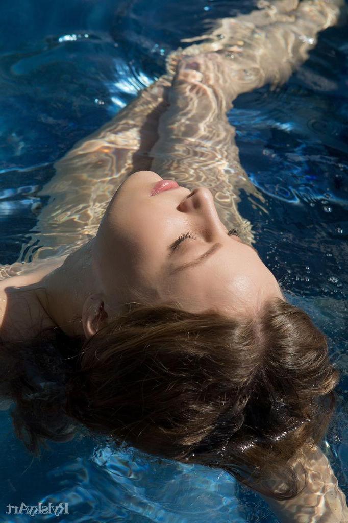 16P Nikia A wants you to join her for some skinny dipping