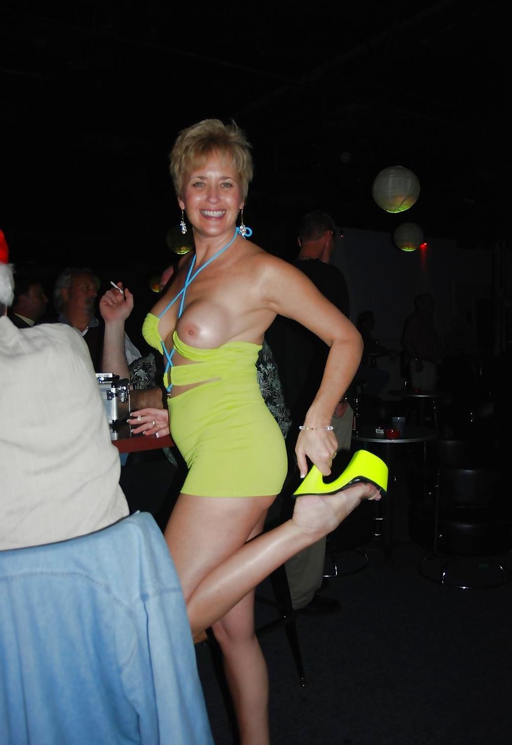 25P Debaixo da saia 10 - Under the skirt 10