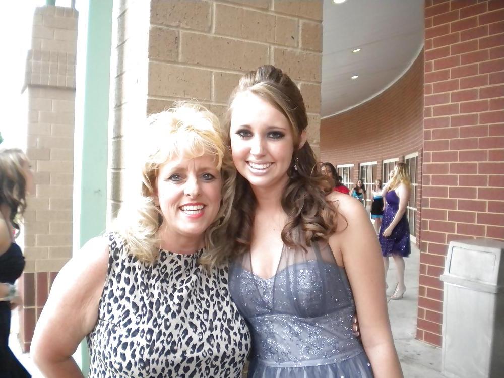 18P Single Mom & daughter's friend