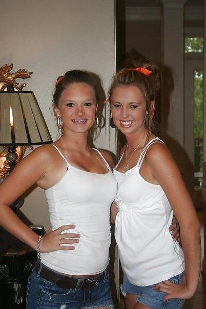 18P Single Mom & daughter's friend