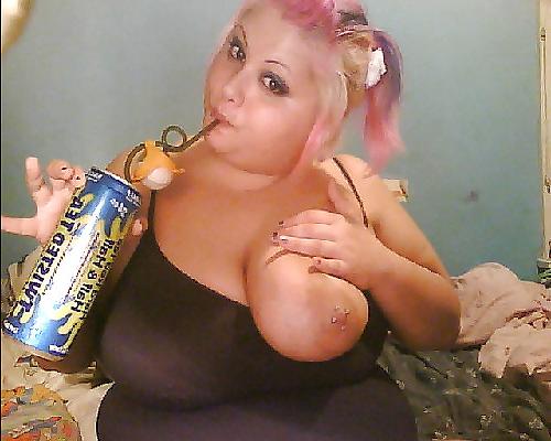 25P Huge Juggs From SmutDates Dot Com