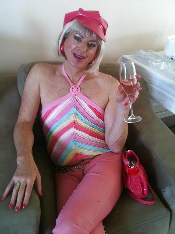 16P Sissy chrissy 