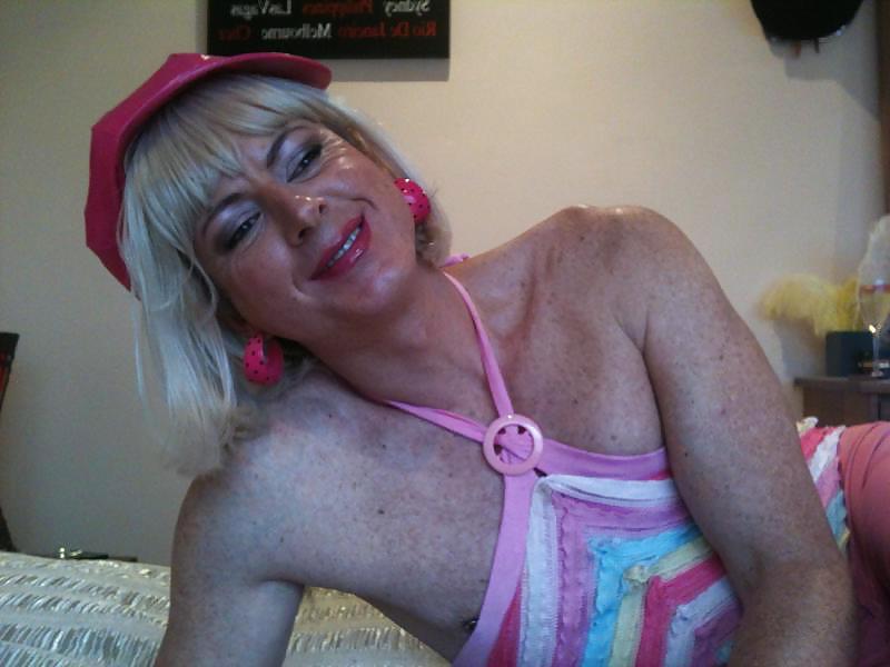 16P Sissy chrissy 