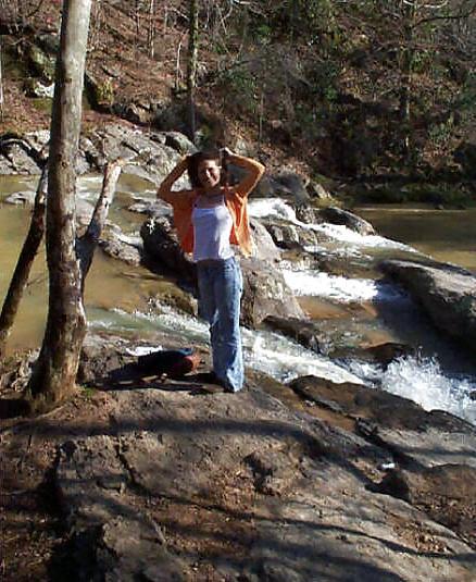 25P Brunette skinny-dipping in river
