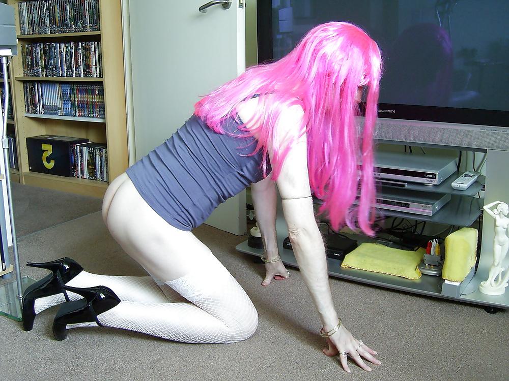 13P Introducing Suzi: Sissy Slutt