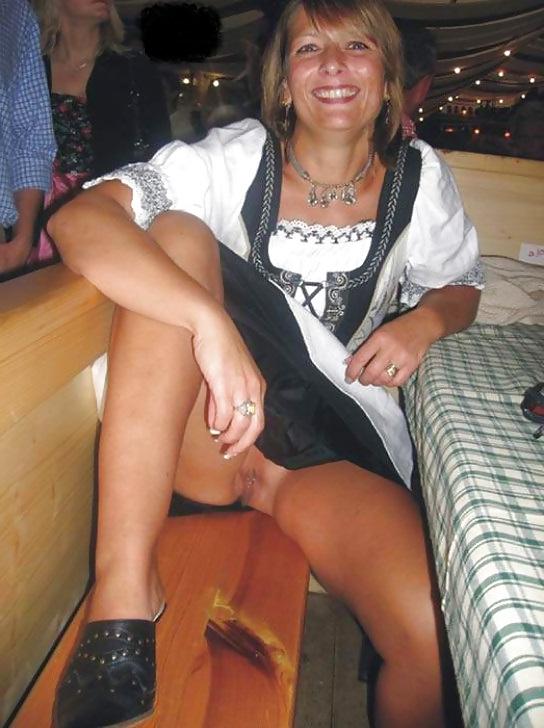 25P Debaixo da saia 24 - Under the skirt 24