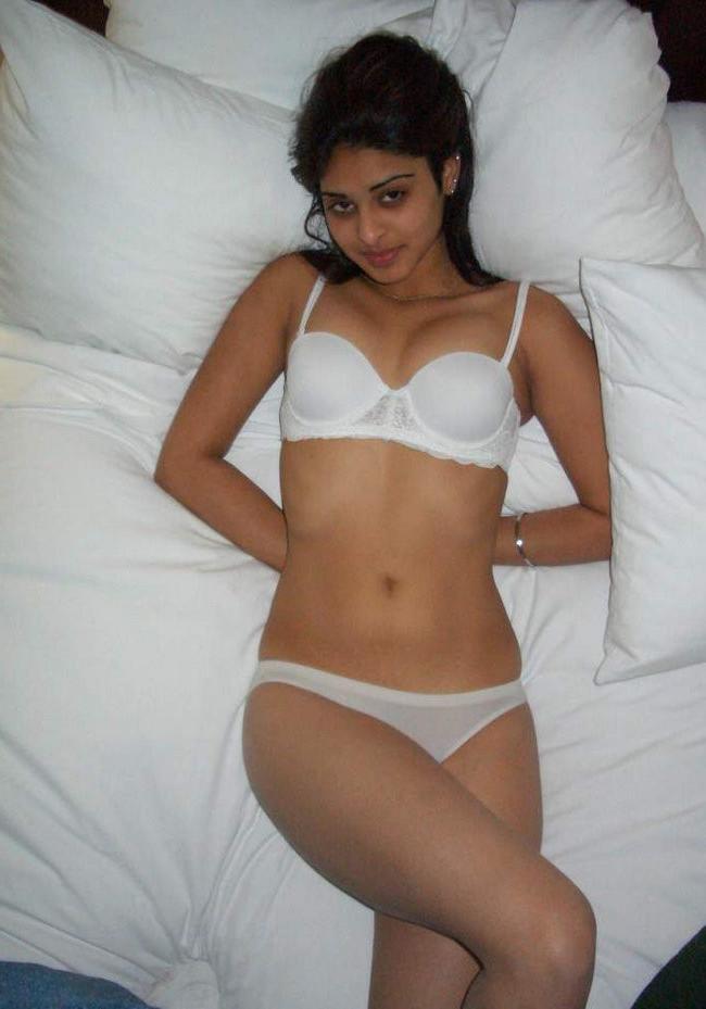 15P Indian gfs posing and getting naked