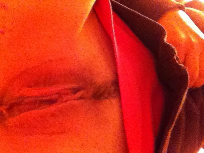 15P Self shot gfs are posing for cell phone camera pics