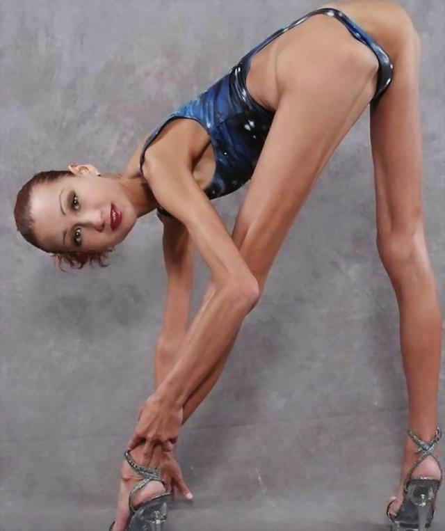 16P very skinny amateur girls poser