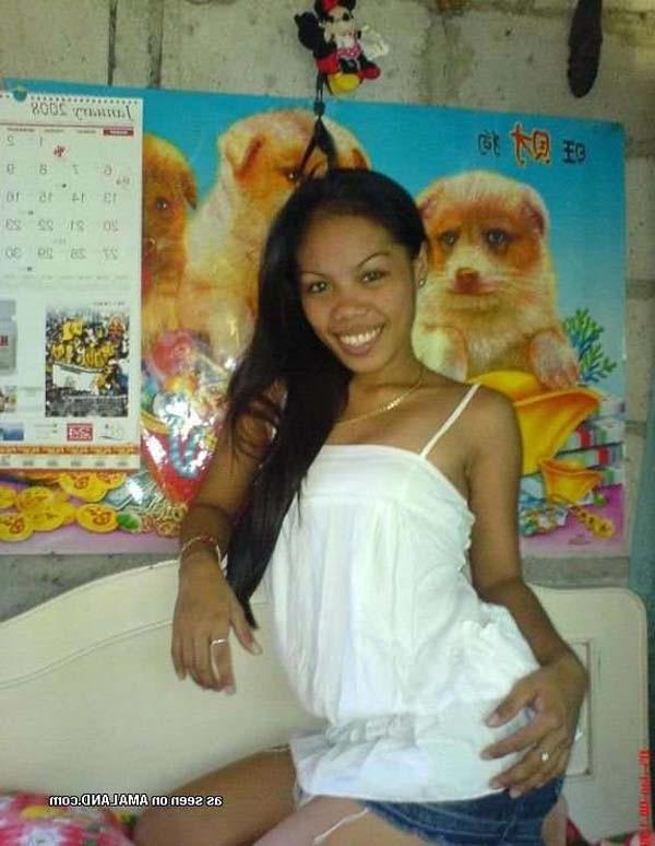 10P Picture set of an amateur asian bitch in hardcore gang bang