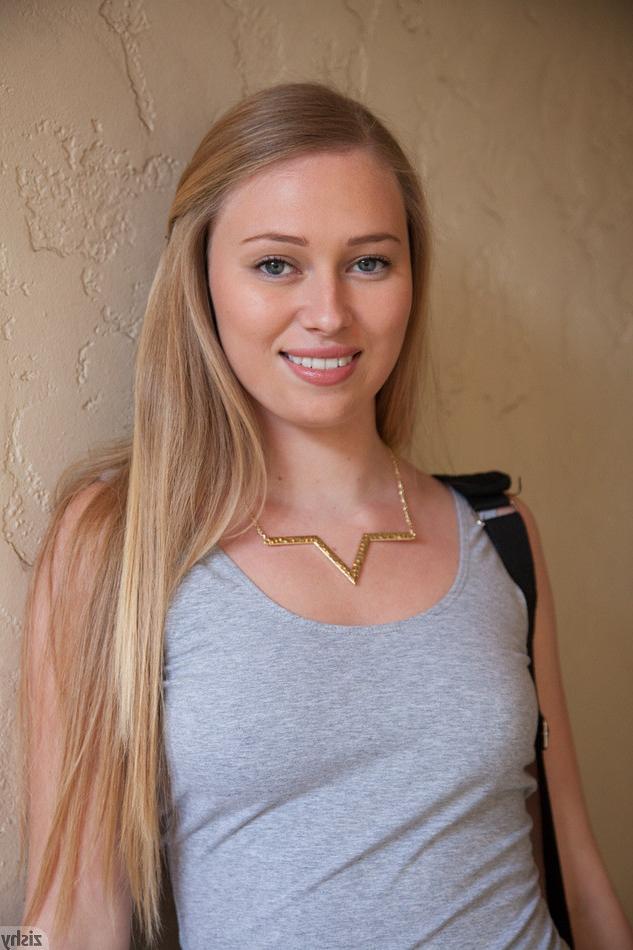 16P Cute teen tease Kerstin