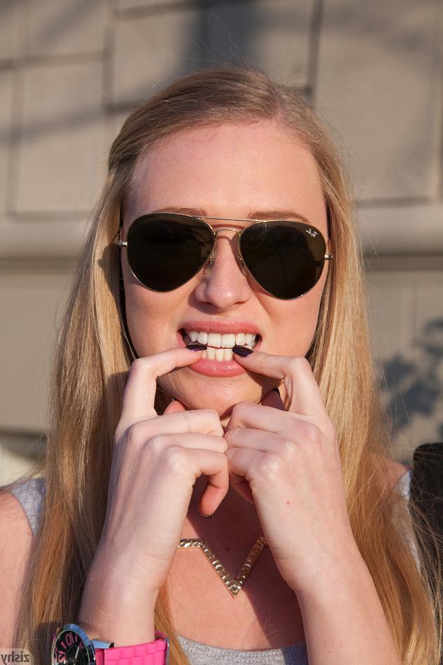16P Cute teen tease Kerstin