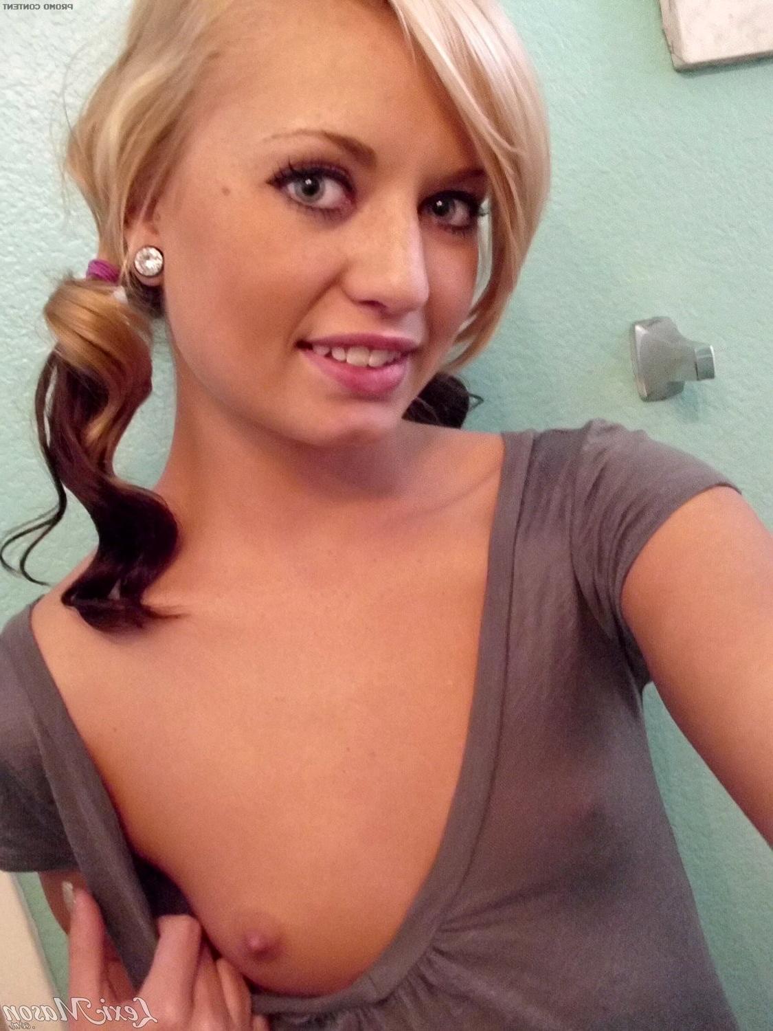 15P Slim blonde teen with tiny tits selfshots