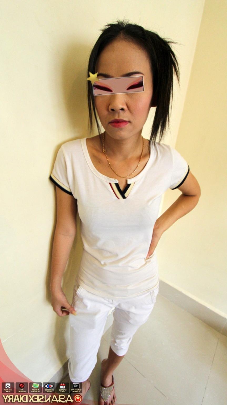 15P Horny Asian slut with tramp stamp fucked by white traveller