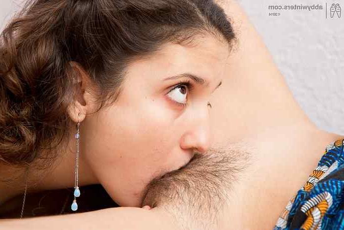 15P Anjali feels Floras tongue deep in her wet vulva