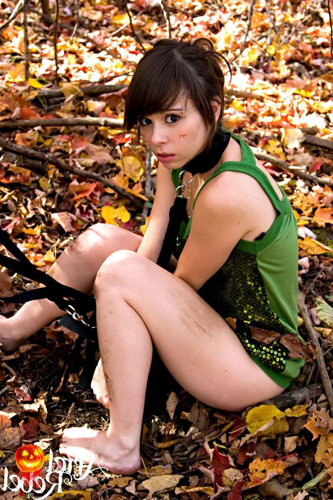 15P Ariel Rebel is a hot teen rave slave