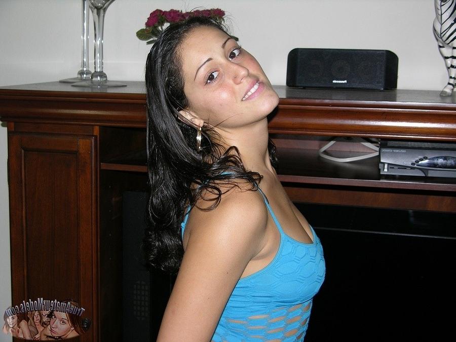 14P Hispanic big breasted amateur teen spreads nude