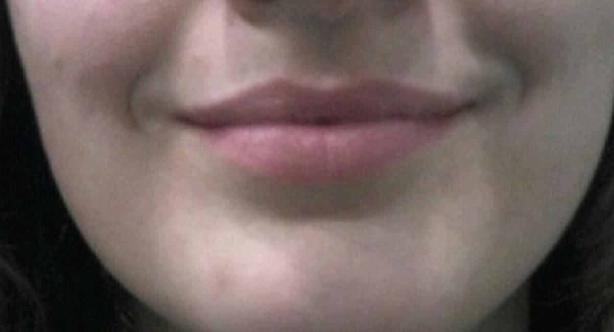 15P Self shot gfs are posing for cell phone camera pics