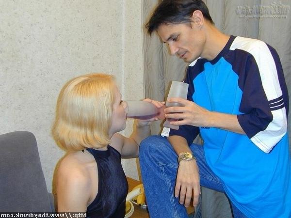 16P Drunk girl getting bottle in one hand and cock in another