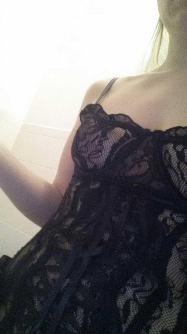 15P Self shot gfs are posing for the camera gallery 7