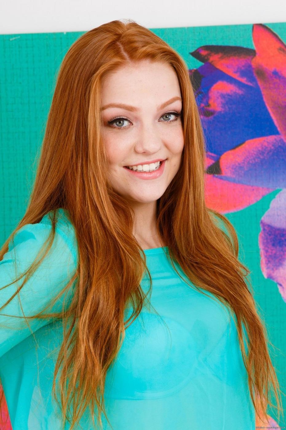 15P Perky redhead teen Farrah Flower teasing in panties