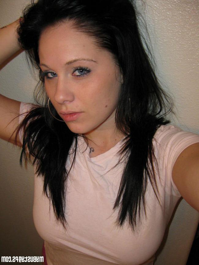 15P Big tits ex gfs show tits and ass for the camera gallery 12