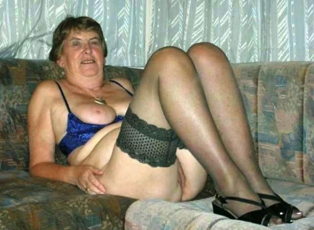 16P best granny porn