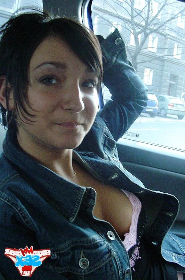 12P Girlfriend sleeping and getting nude body recorded