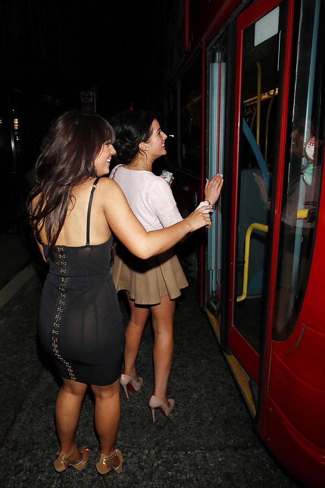 25P Debaixo da saia 34 - Under the skirt 34