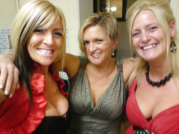 25P FACEBOOK FRIEND MILF BIG TITS ASS