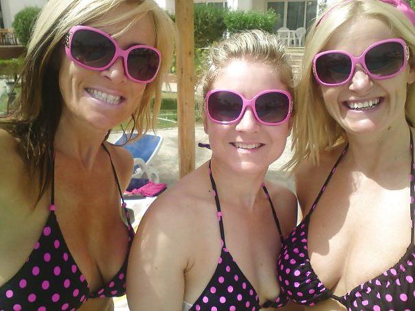 25P FACEBOOK FRIEND MILF BIG TITS ASS