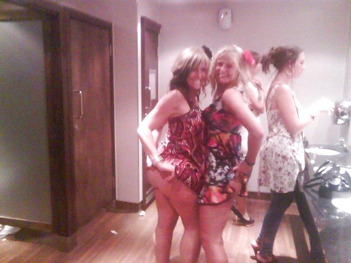 25P FACEBOOK FRIEND MILF BIG TITS ASS