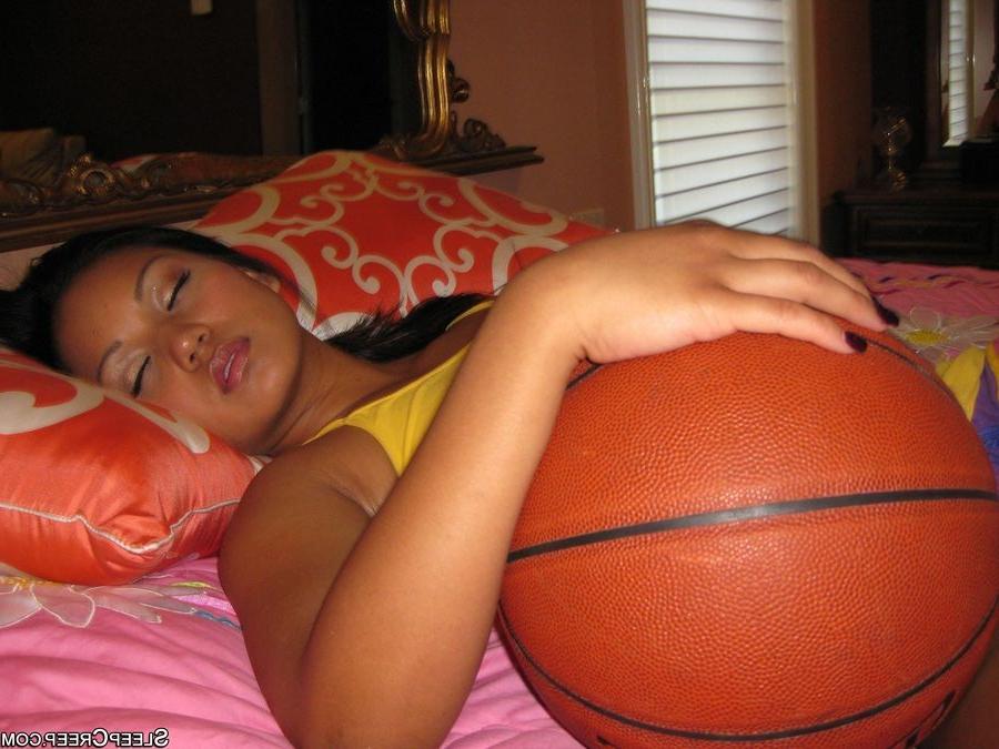 16P Lana Violet sleeping during sex