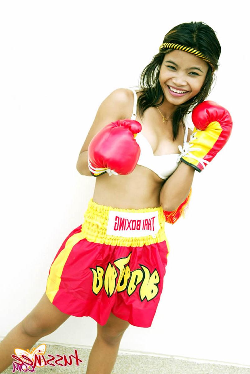 15P Bangkok teen Tussinee in a sexy Muay Thai boxing outfit
