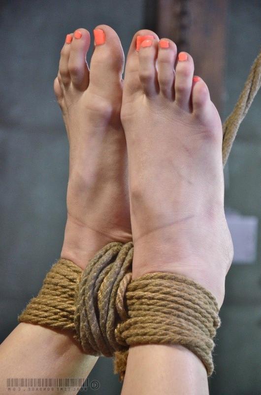 16P Ashley Lane redhead in rope bondage by lezdom Elise Graves
