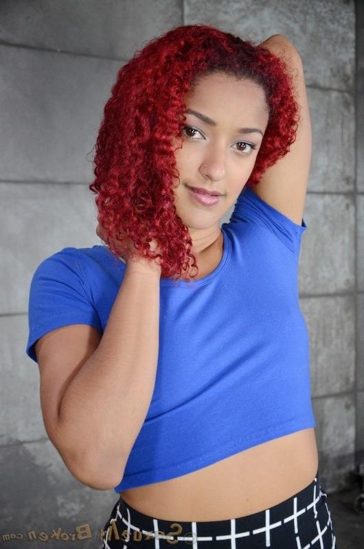 16P Daisy Ducati naked redhead is fucked in a bdsm dungeon