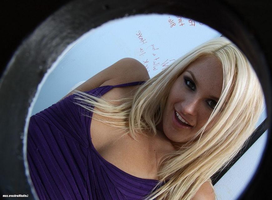 16P Blonde Kaycee Brooks sucks a big cock at gloryhole