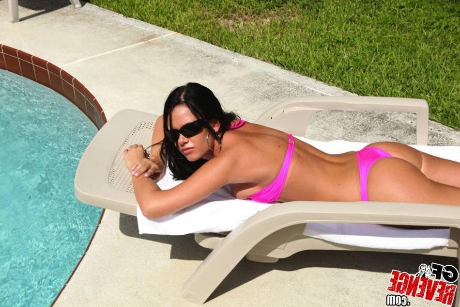 12P Babe in bikini ready for cock on the pool